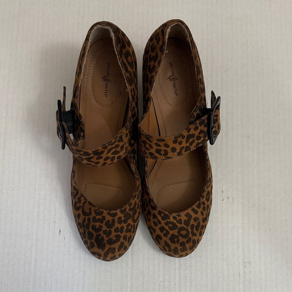 Jaclyn Smith Leopard Print chunky heel with Strap